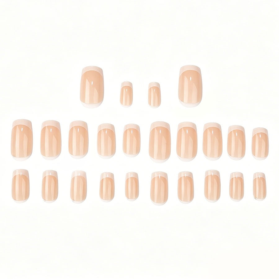 Kunstnagelset mit stilvollem French-Design und elegantem Glanz Karnz