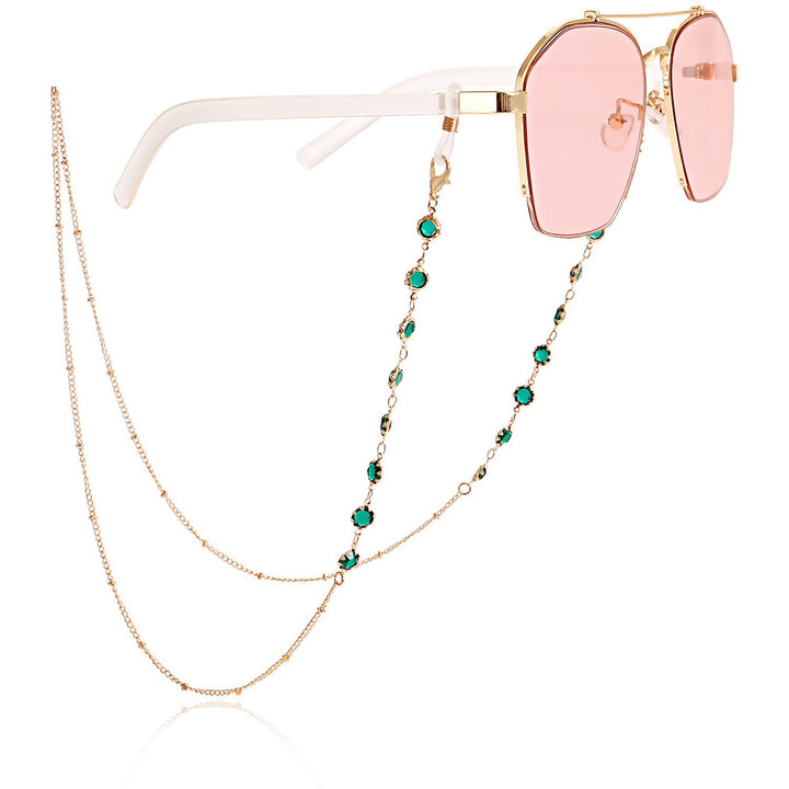 Stilvolle Sonnenbrille mit dekorativer Kette Karnz