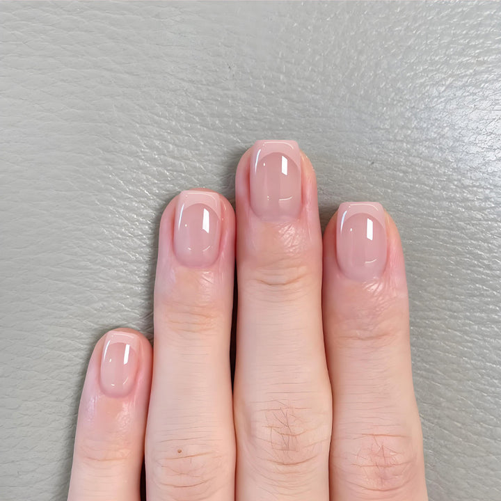 Kunstnagelset in eleganter Ombré-Optik Karnz