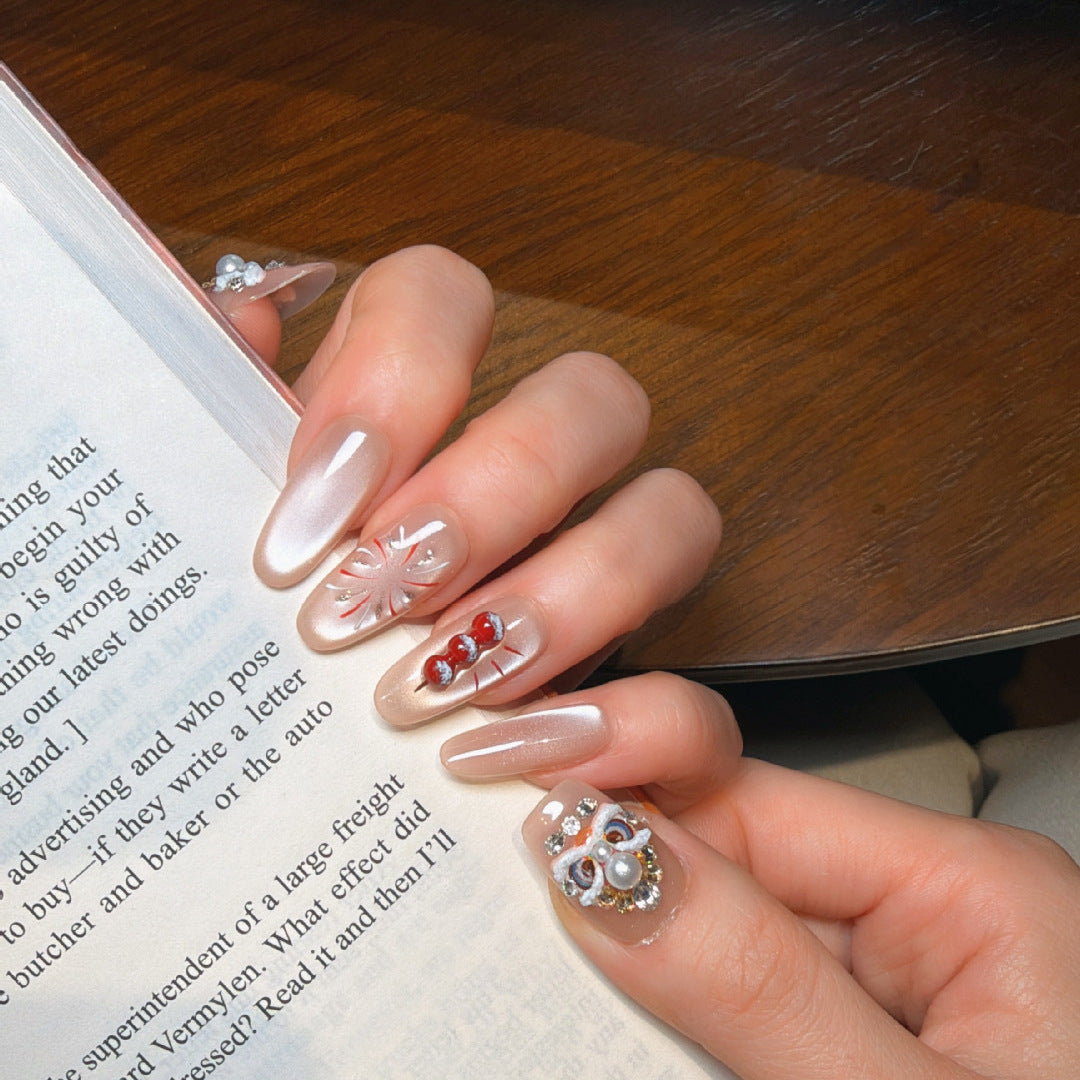 Dekoratives Press-On Nail Art Set mit Juwelenakzenten Karnz