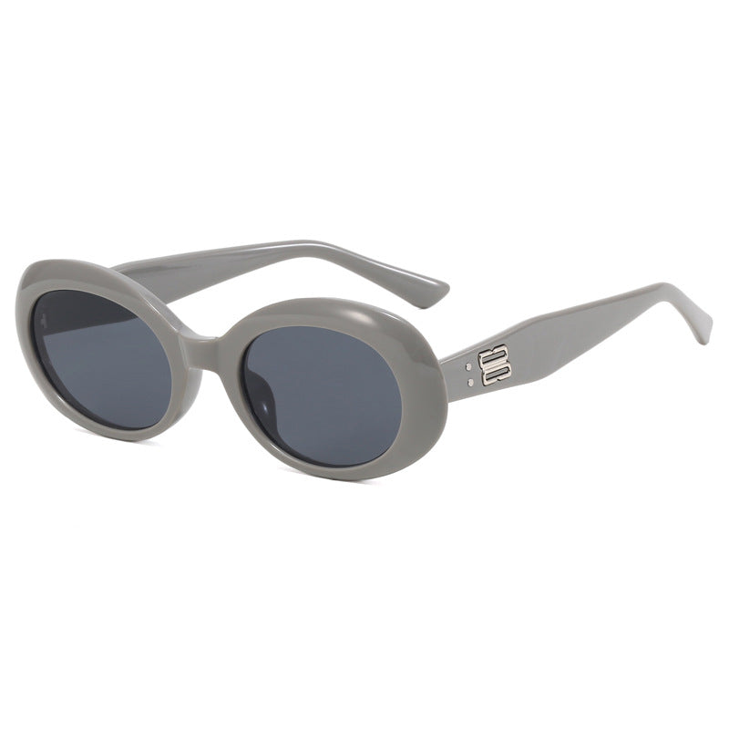 Damen Retro-inspirierte Sonnenbrille mit breitem Rahmen Karnz