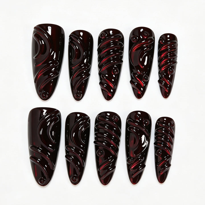 Künstlerische Stiletto-Nagelkunstverlängerungen Karnz