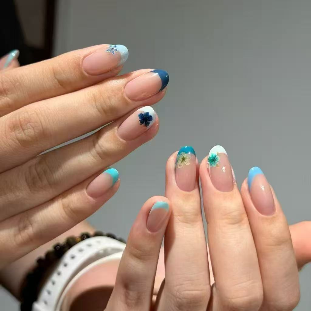 Künstlerische Themen Nageldesign Kollektion Karnz