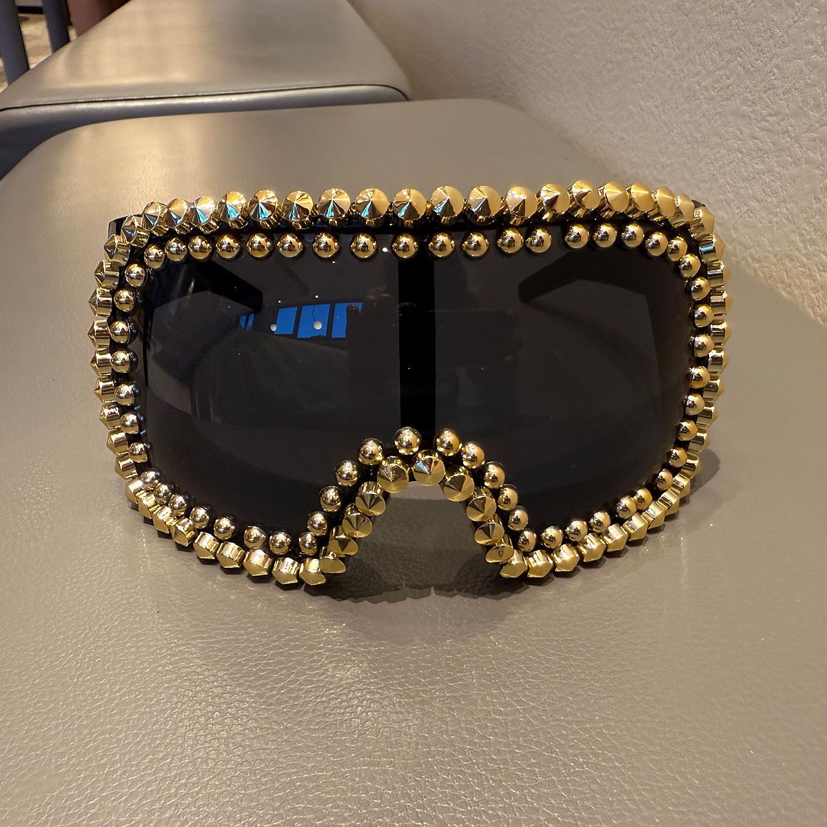 Damen modische Skibrille mit glamourösem Strassbesatz Karnz