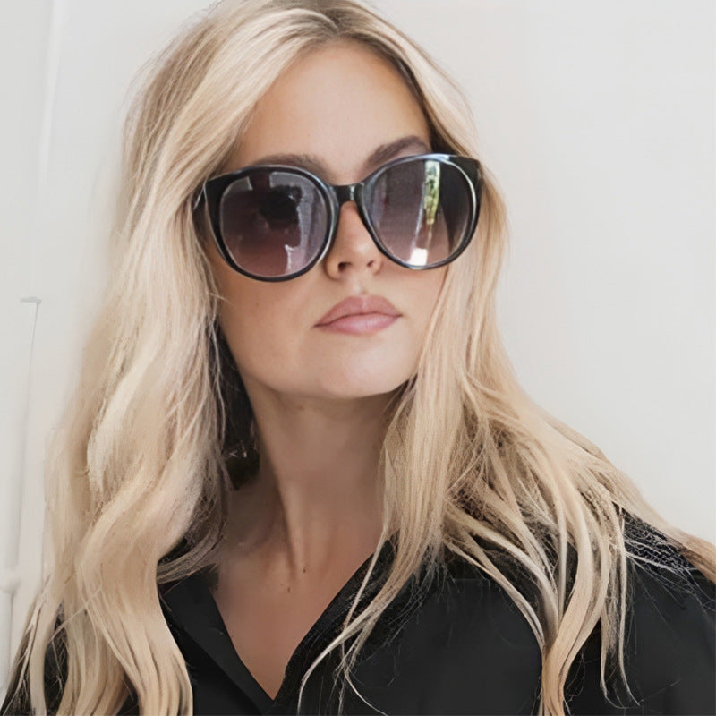 Damen Cat-Eye Sonnenbrille mit hochwertigem Kunststoffrahmen und schützenden Gläsern Karnz