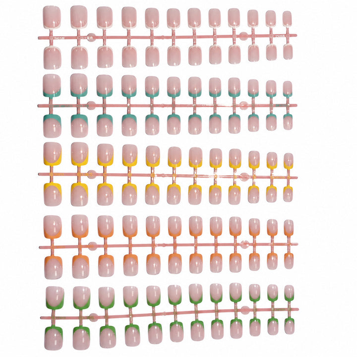 Kunstnagelset mit bunten Farbverläufen Karnz