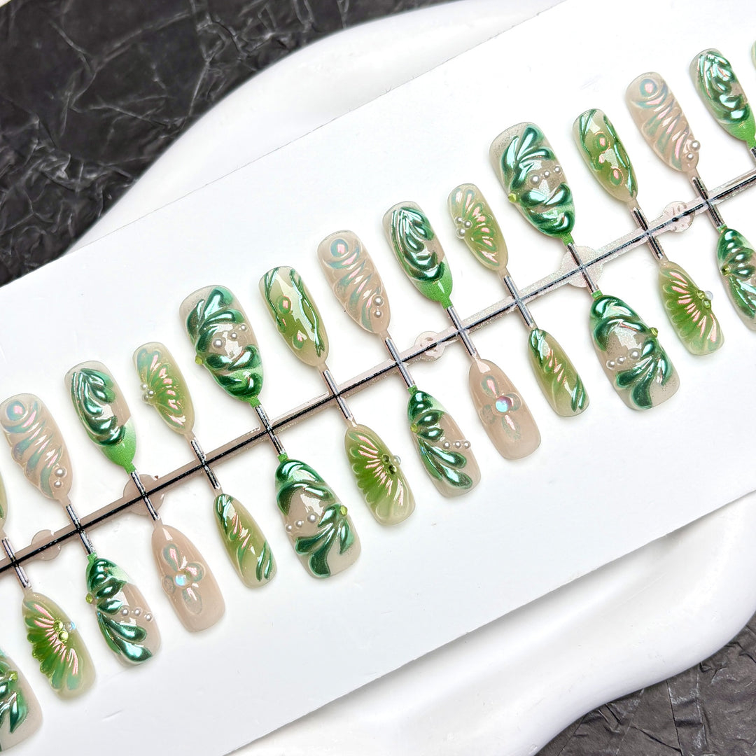 Künstlerisch Floral-Inspirierte Press-On Nagelset