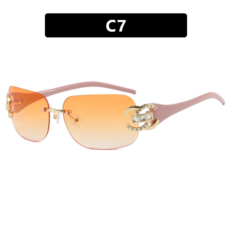 Damen modische Sonnenbrille mit luxuriösem Geometrie-Rahmen und schützendem UV-Filter Karnz