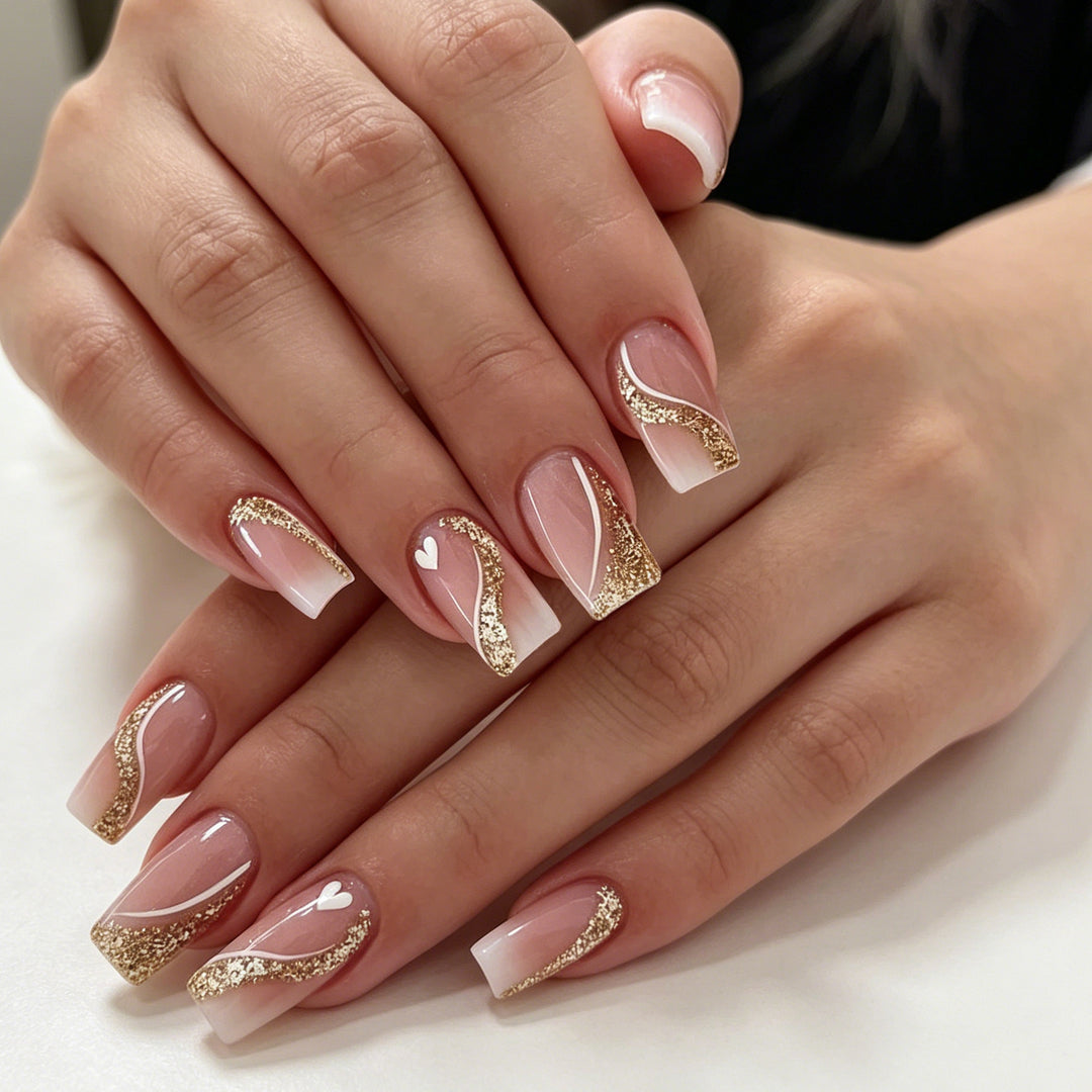 Elegante Glitzer-Nagelverlängerungen Karnz