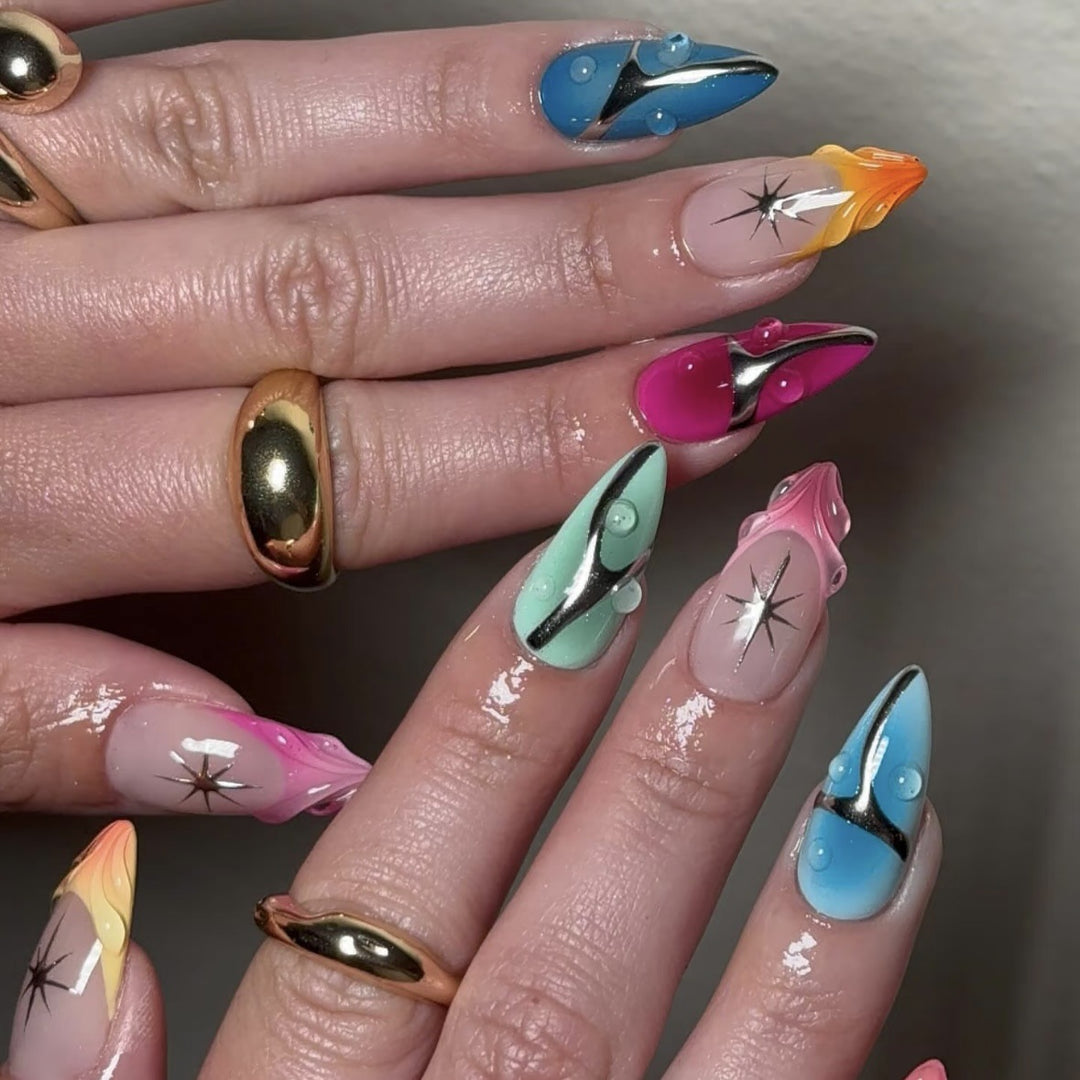 Künstlerisches Press-On Nageldesign