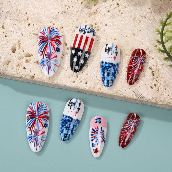 Kunstnägel mit patriotischen Designs Karnz