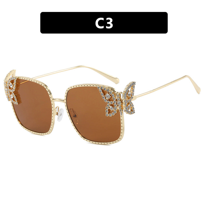 Damen extravagante Brille mit funkelnden Akzenten Karnz