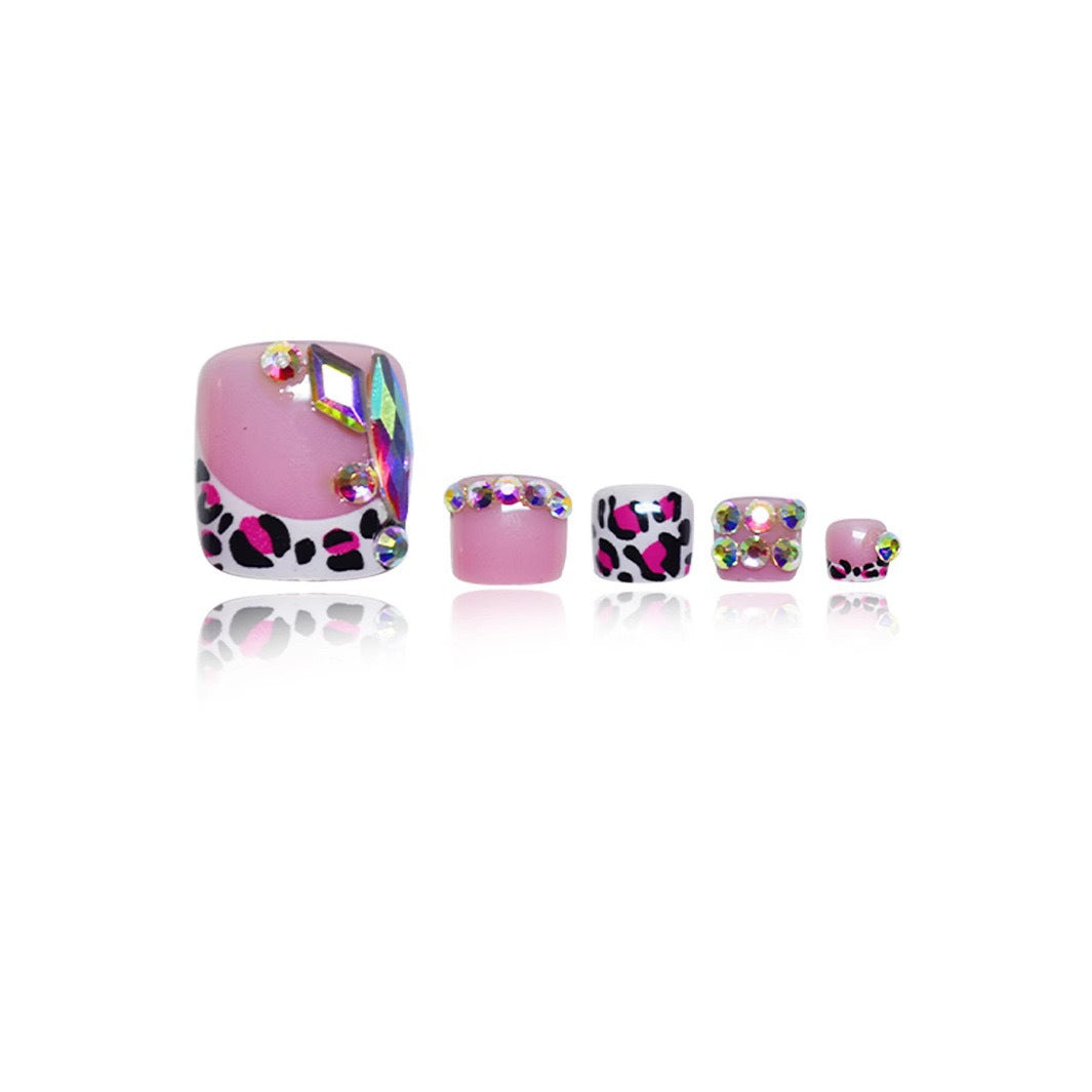 Modischer Press-On Nail Set Karnz