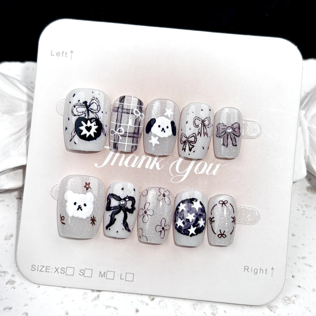 Niedliches Charakter-Design Press-On Nagelkunst Set