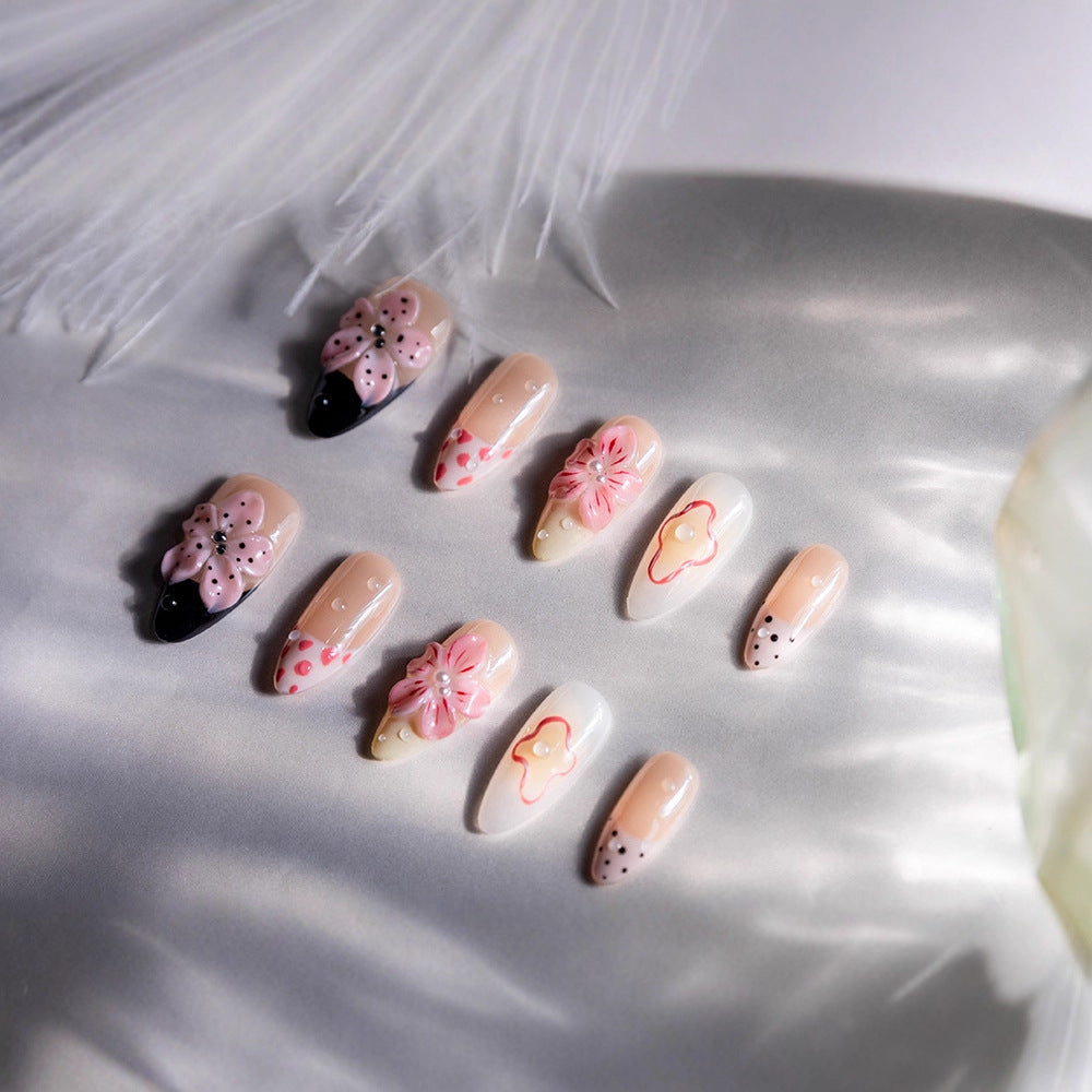 Floral Dekorative Press-On Nagelkit