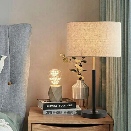 Moderne elegante Tischlampe