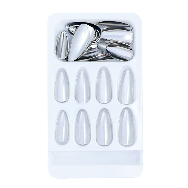 Elegantes Spiegel-Finish Press-On Nail Set Karnz