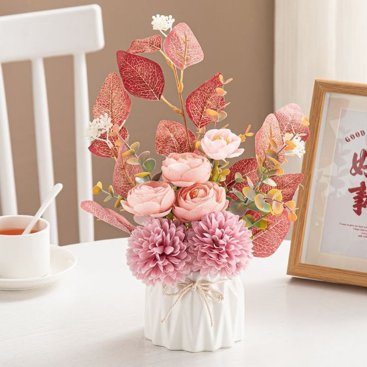 Elegante Faux-Blumenarrangements