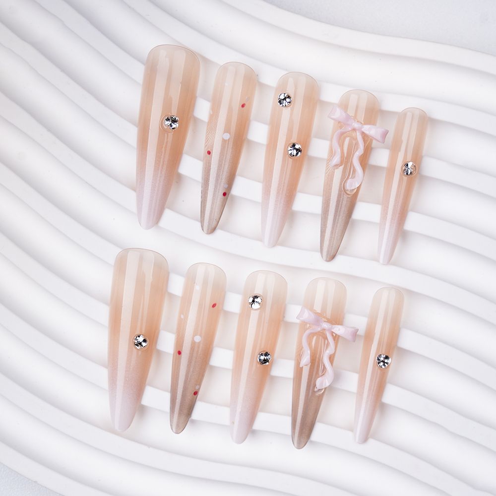 Künstlerisches 3D Schmetterling Press-On Nagelset Karnz