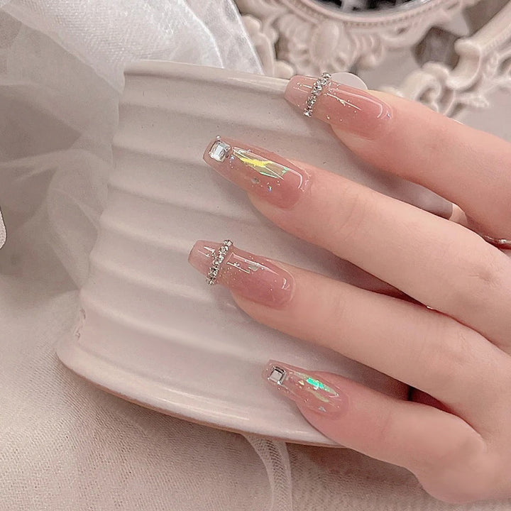 Kunstnagelset mit glamourösen Strass- und Glitzerelementen Karnz