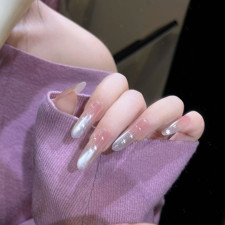 Glänzende Stiletto Press-On Nagelverzierung