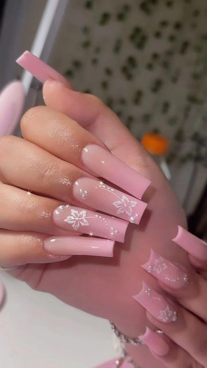 Dekorative florale Press-On Nagelset Karnz