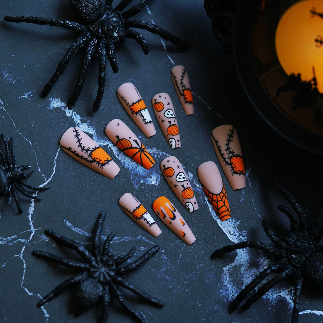 Künstlerisches Halloween-Themen Press-On Nagelset