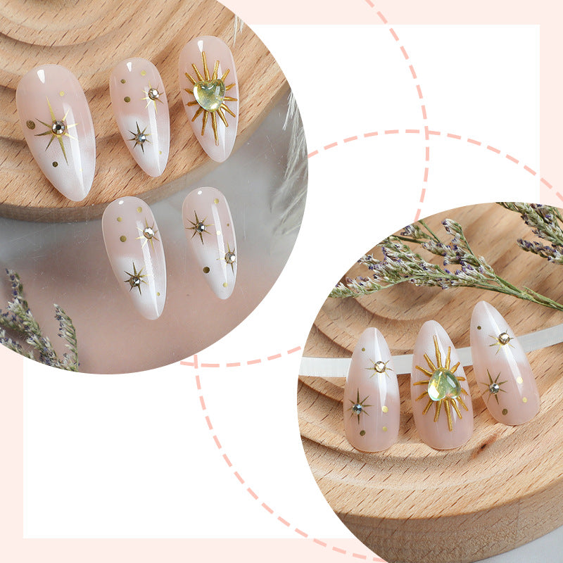 Glamouröse Künstlerische Aufklebenägel Set Karnz