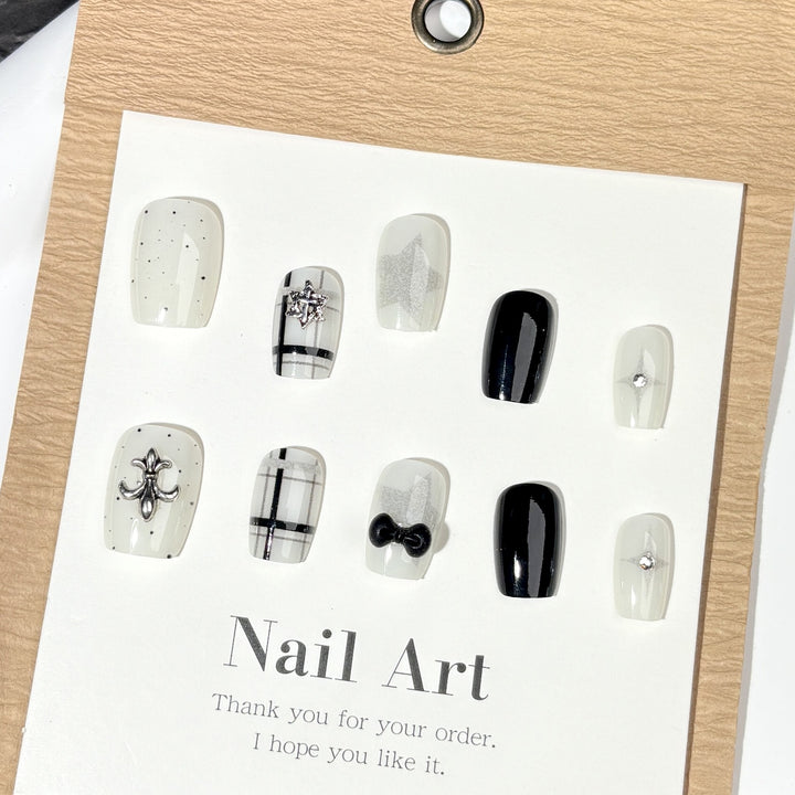 Chic dekorative Press-On Nagelset