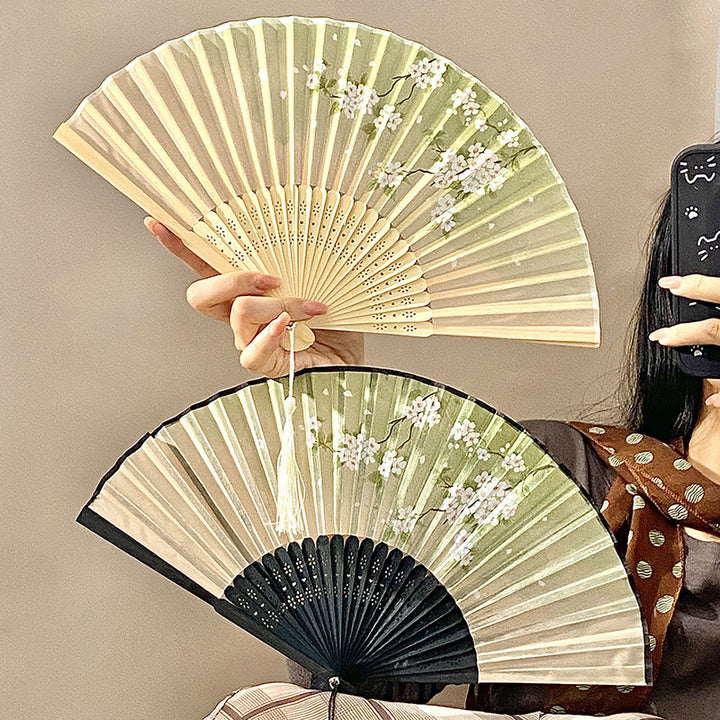 Handgefächer mit Elegantem Blütenmuster Karnz