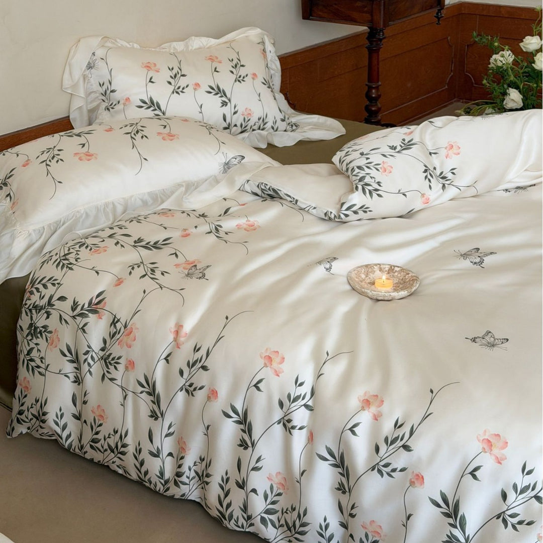 Botanisches Satin-Fühl Floral Bettbezug Set mit Rüschenkissenbezügen