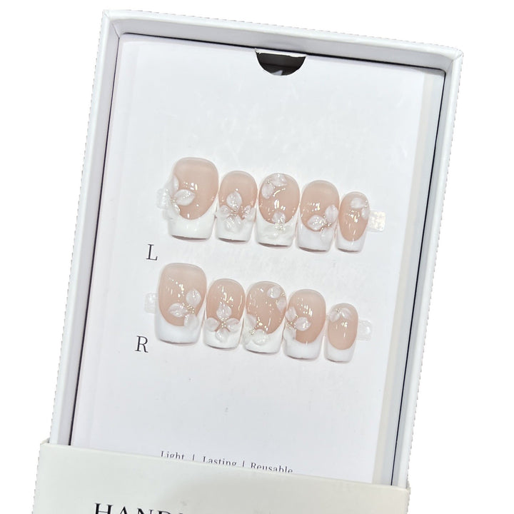 Florales Design Press-On Nagelkunstset Karnz