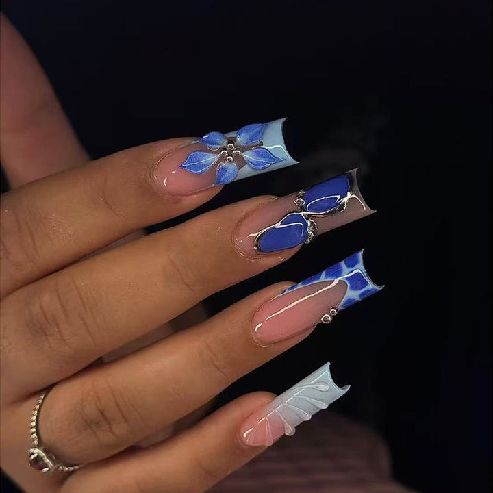 Künstlerische florale Acryl-Nagelerweiterungen Karnz