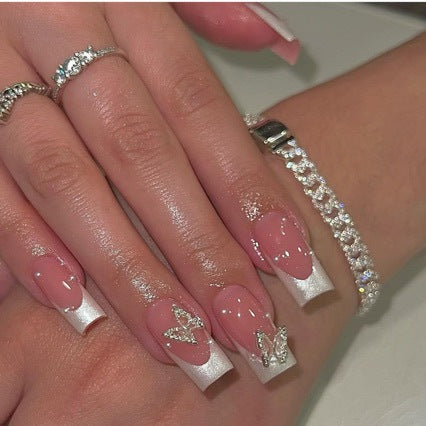 Elegante Lange Quadratische Nageldesigns mit Edelsteinakzenten