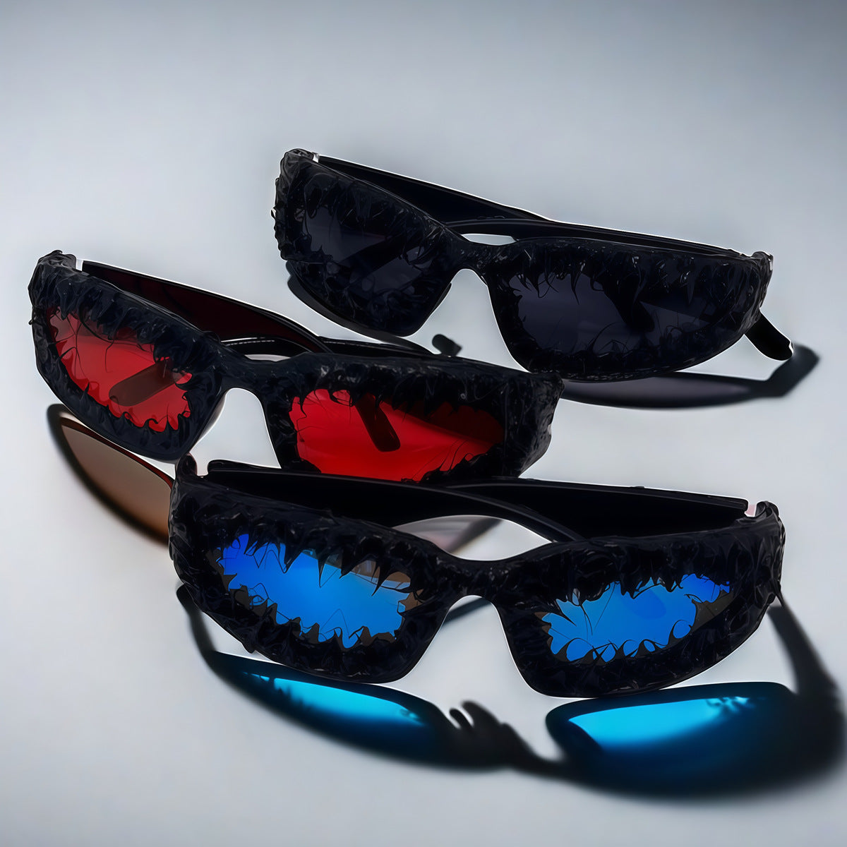 Damen einzigartige Sportsonnenbrille im futuristischen Design Karnz