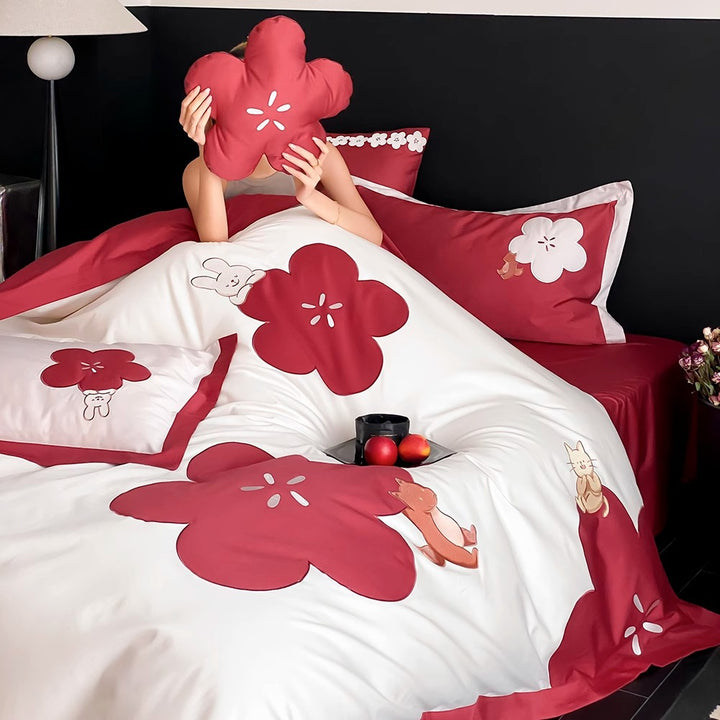 Floral Applikation Baumwollsatin Bettbezug Set mit dekorativen Kissenbezügen