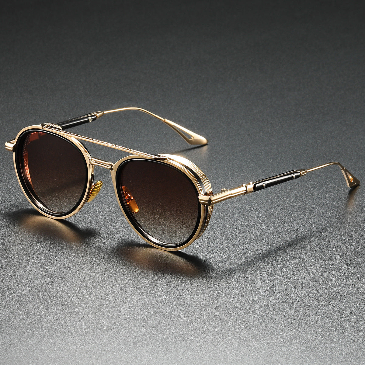 Damen Designer-Sonnenbrille mit luxuriösem Metallrahmen und Retro-Akzenten Karnz