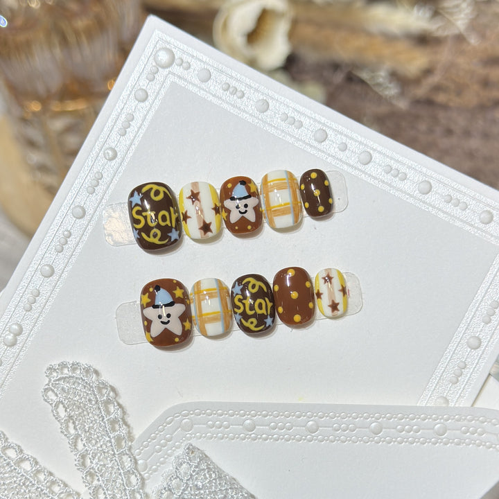 Verspieltes, von Cartoons inspiriertes Press-On Nail Set Karnz
