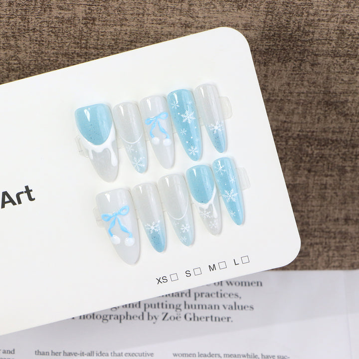 Saisonales Schneeflocken Press-On Nail Art Set Karnz