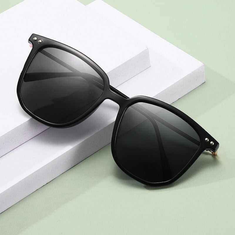 Damen modische Oversized-Sonnenbrille mit robustem Rahmen und UV-Schutz Karnz