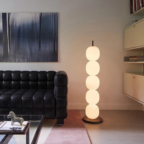 Gelenkige Moderne Stehlampe