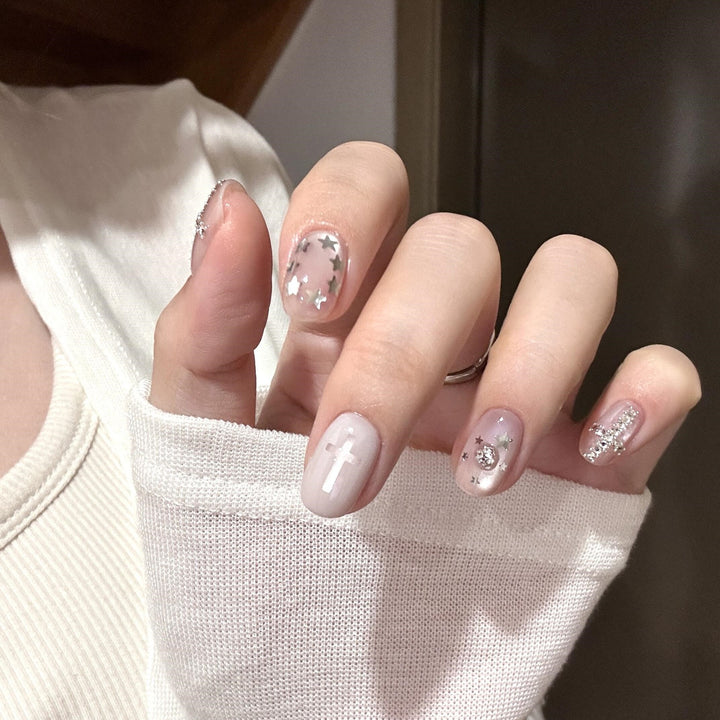 Kreative Nagelkunst Karnz
