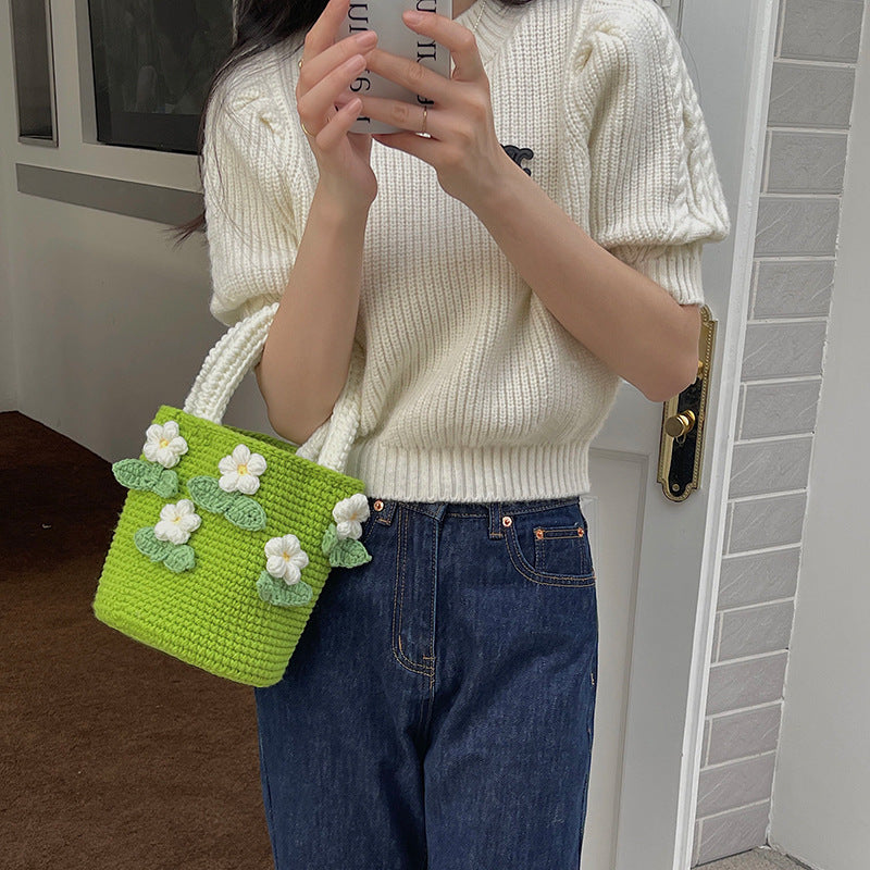 Damen Gehäkelte Handtasche mit Blumenakzenten Karnz