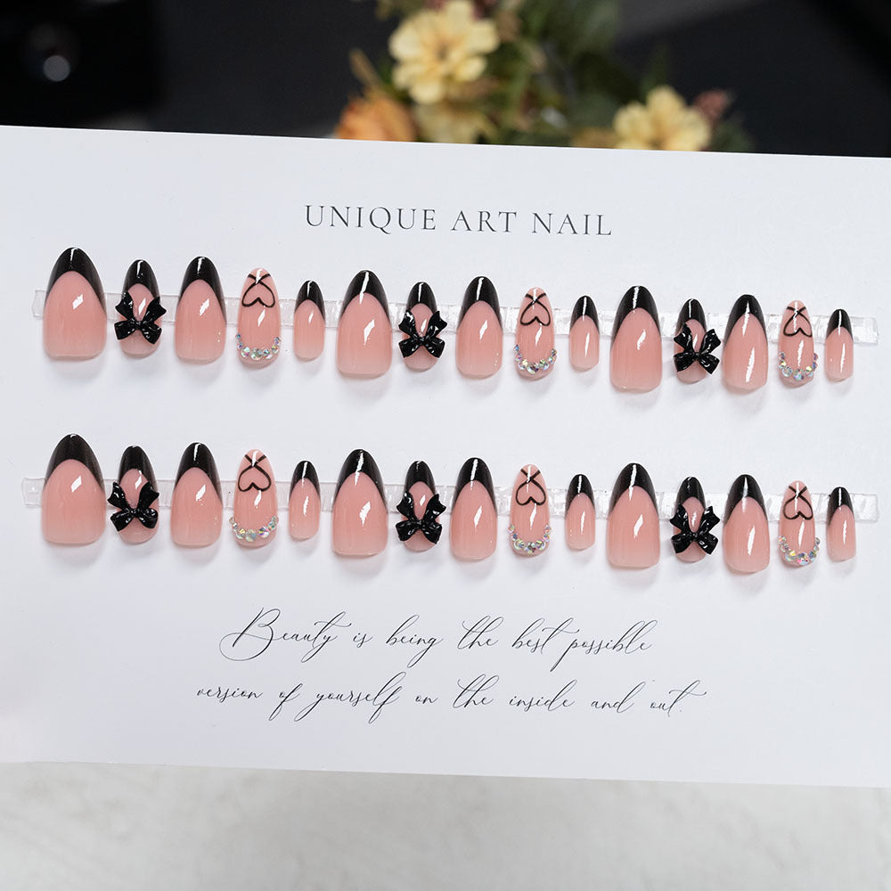 Glamourös Press-On Nagelkunst Set