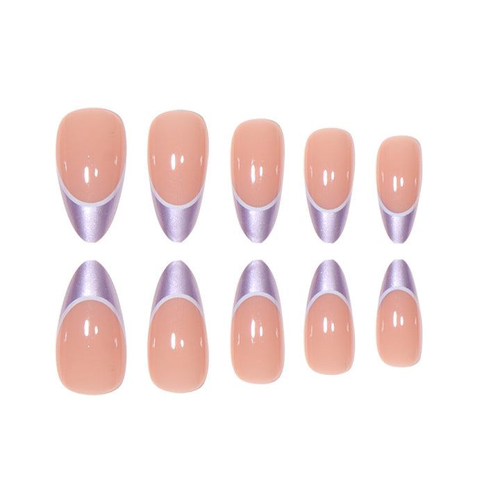 Elegantes Stiletto-Nageldesign Karnz