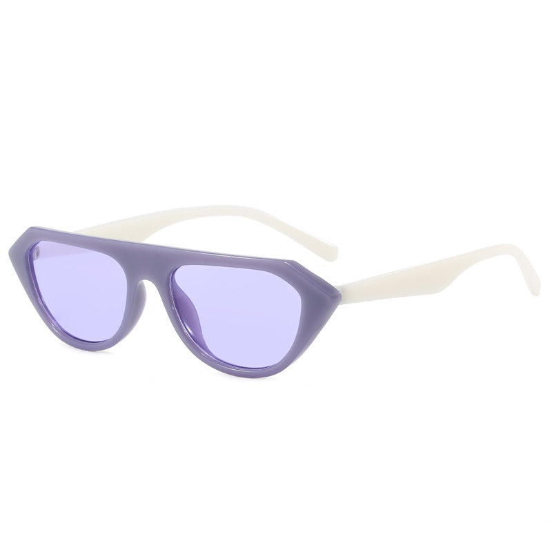 Damen modische Sonnenbrille im auffälligen Stilmix Karnz
