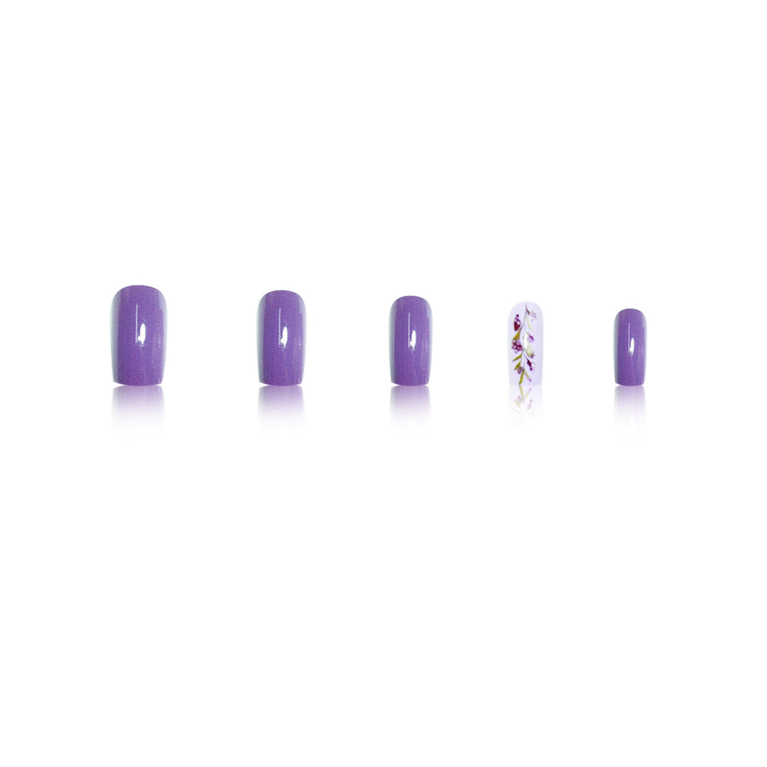 Floral Akzent Nagelkunst Verlängerungen Karnz