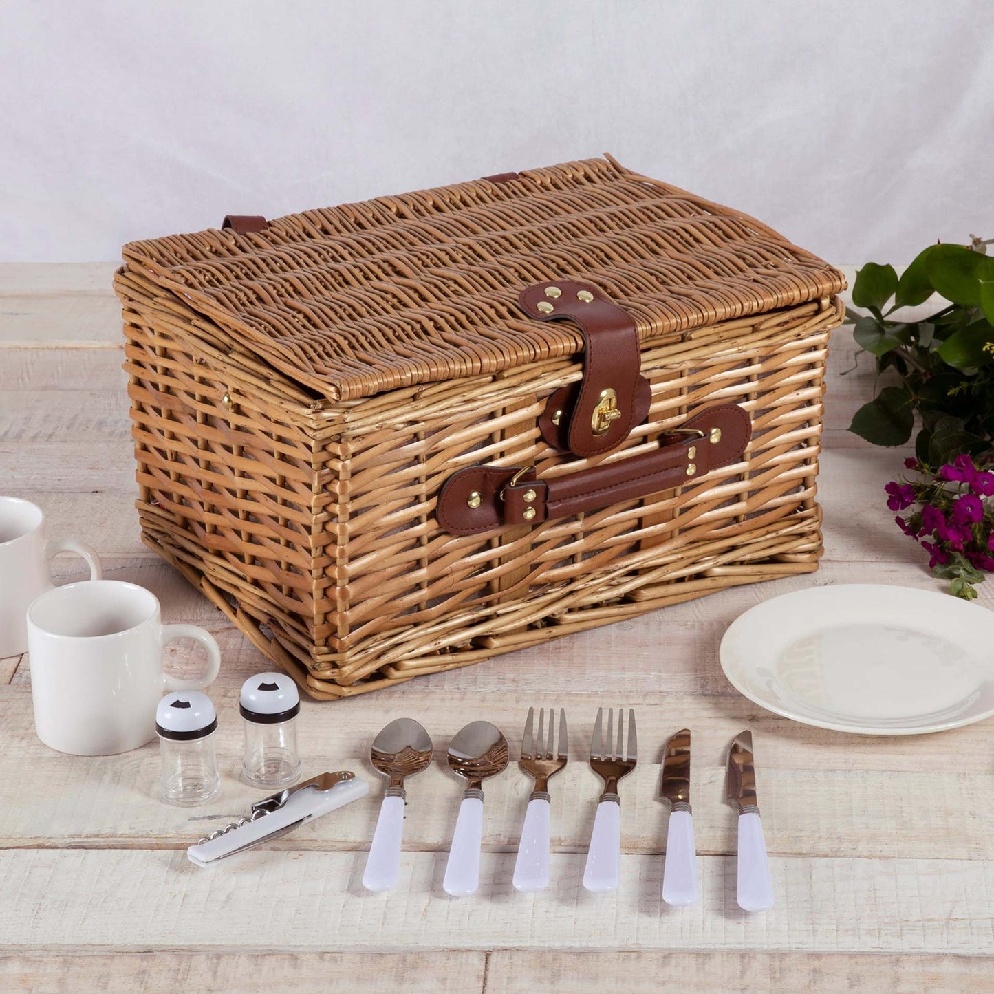 Damen Picknickkorb mit integriertem Geschirrset und dekorativem Innenfutter Karnz