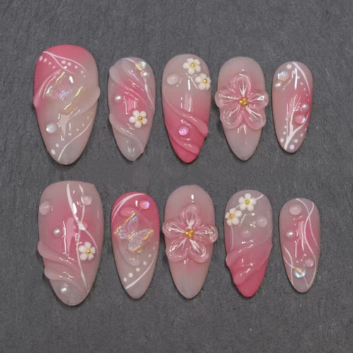 Blumenverzierte Press-On Nail Kit Karnz