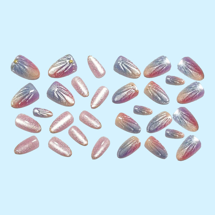 Kunstnägel Im Eleganten Ombre-Design mit Glitzerverzierungen Karnz
